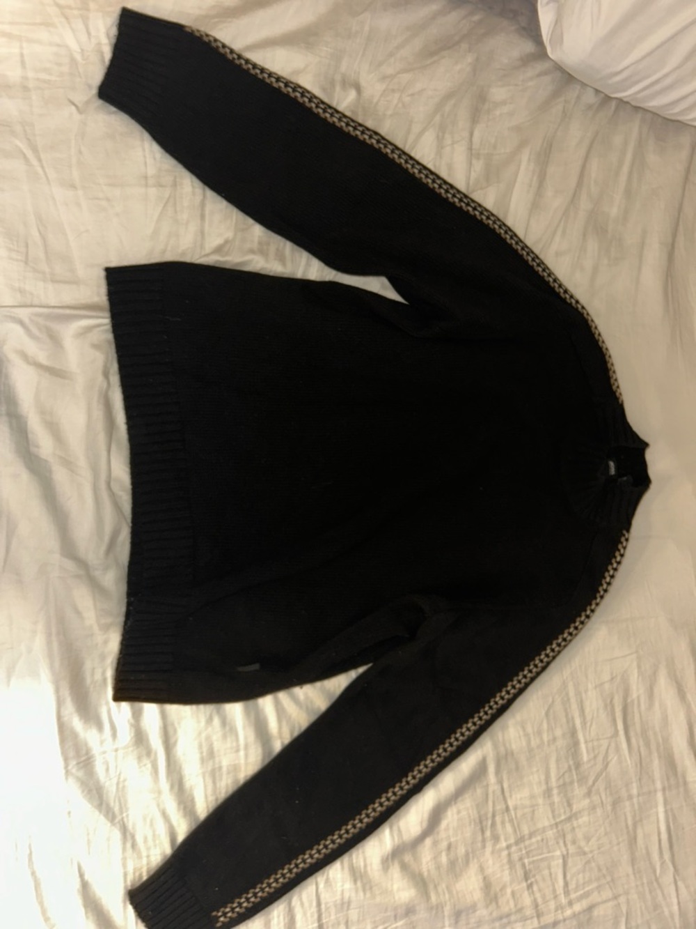 BOSS Hugo Boss Black Crewneck Knit Sweater with Contrast Stitching - Men’s Large